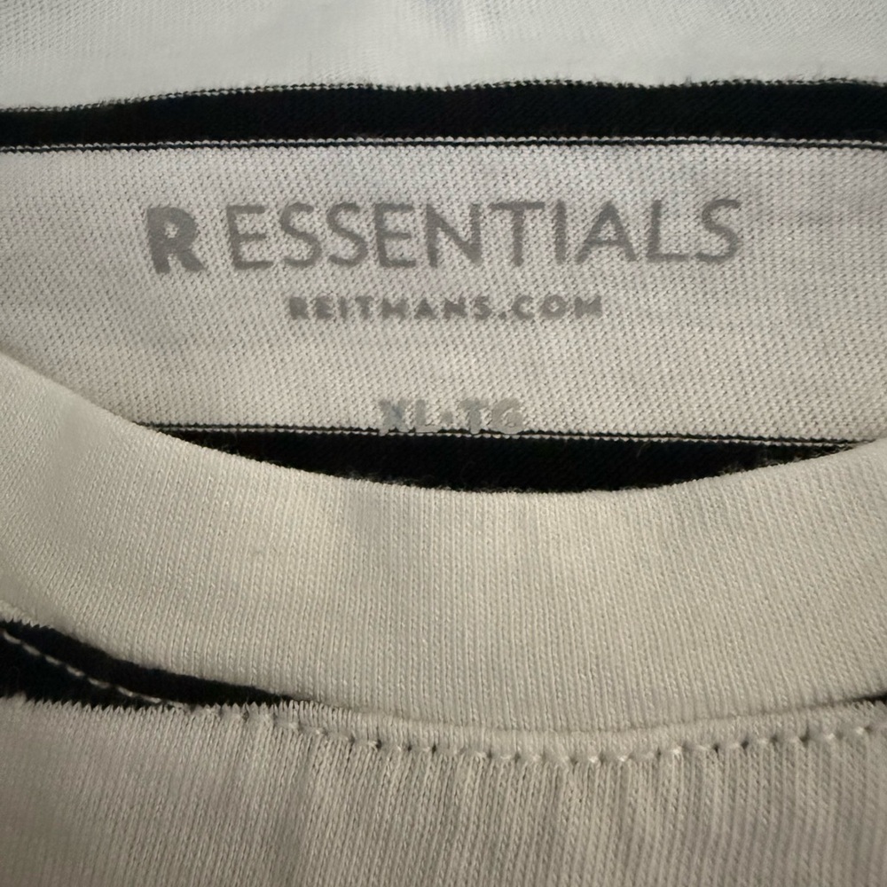 💙 REITMANS Women's Striped White & Black Tee - Picture 3 of 6